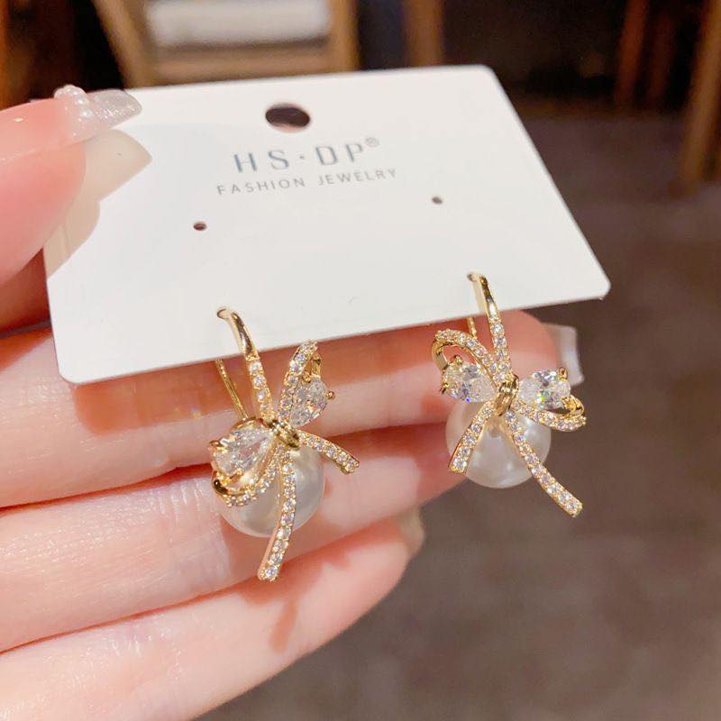 Bow Pearl Drop Earrings – Micro-Pavé Gold Design | 微镶锆石蝴蝶结珍珠两戴耳环